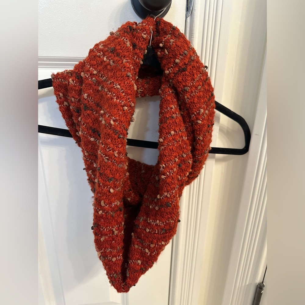 Anthropologie Madison 88 Korea red snood scarf, sequin, gorgeous